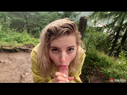 ❤️ Girl swallows cum sawise bukkake umum - Eva Elfi Seks kualitas ing kita  ❌️